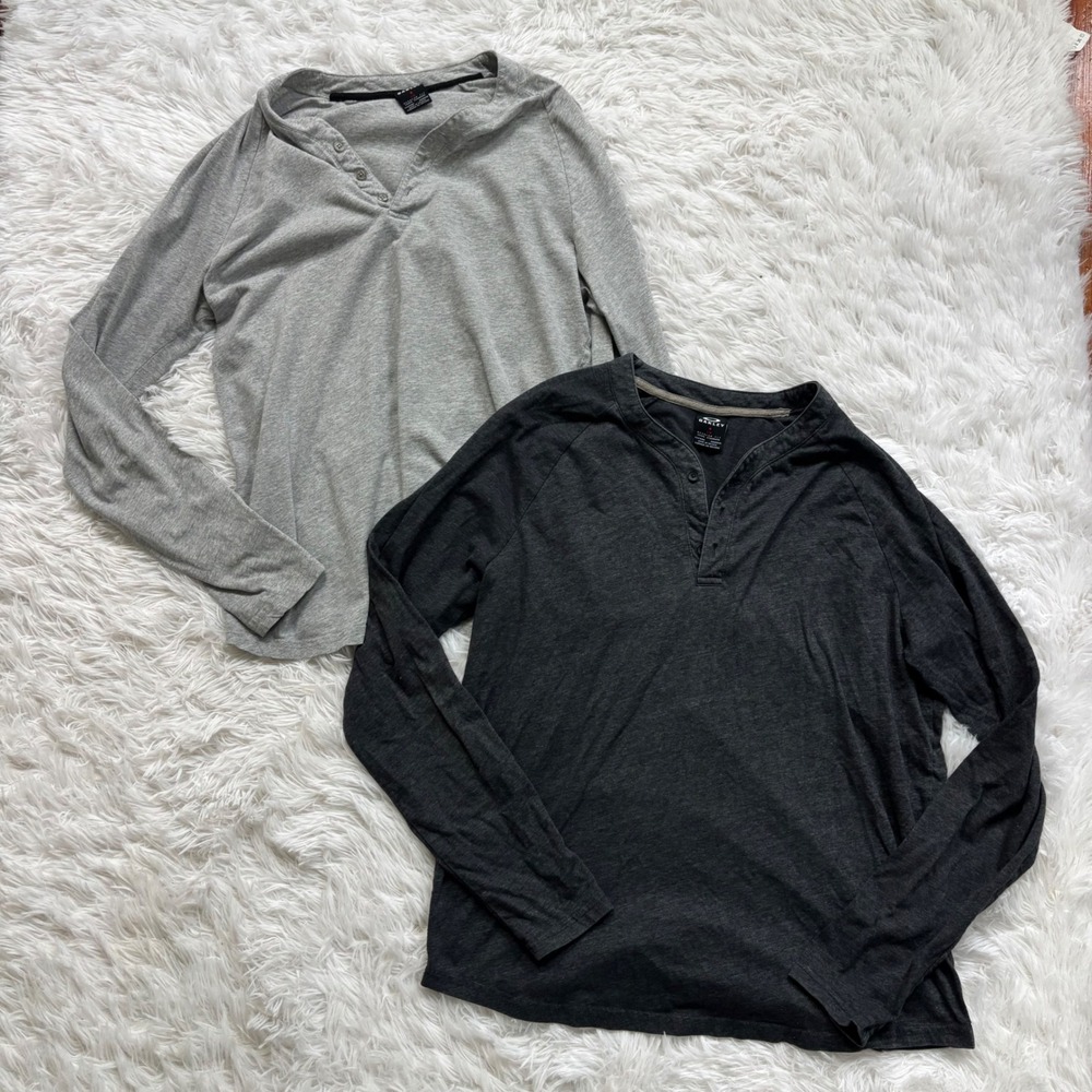 Bundle of 2 Oakley Mens Long Sleeve Henley Shirts Gray Regular Fit Size Large